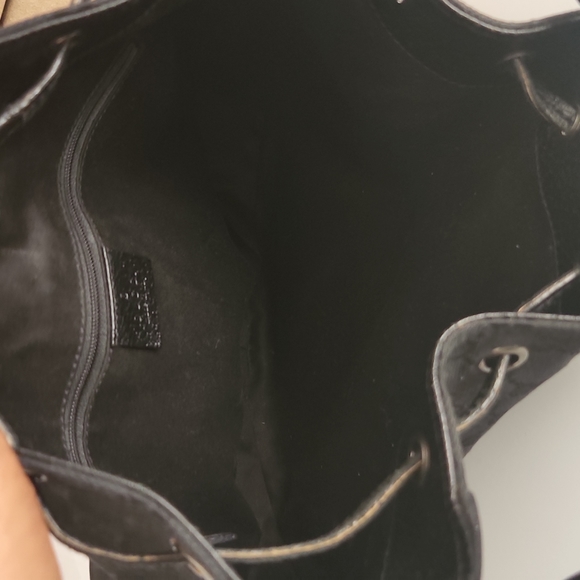 Gucci GG Canvas Drawstring Bag & Wallet - Picture 5 of 12